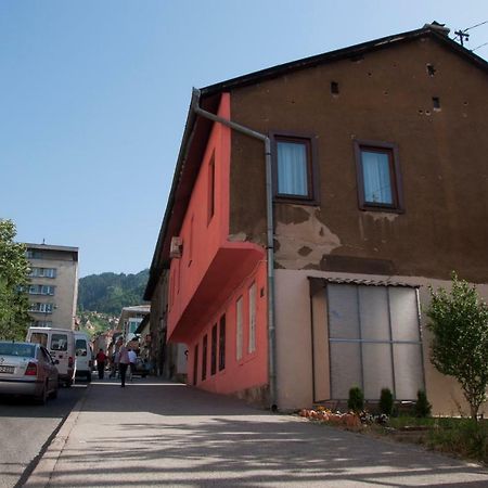 Bistrik Rose Apartment Сараево Экстерьер фото